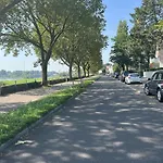 Mit Balkon Am Rhein Düsseldorf