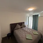 Mit Balkon Am Rhein Apartment Düsseldorf